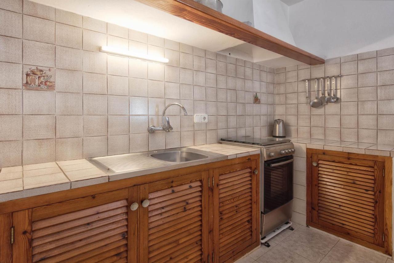 Alojamientos Turisticos Cardona - Apartamento 1 Hab. Standart Es Pujols Exterior photo